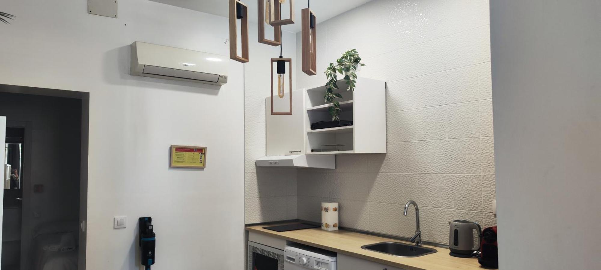 Apartamento Entero Junto A Cuatro Caminos Con Licencia Del Ayto De Madrid