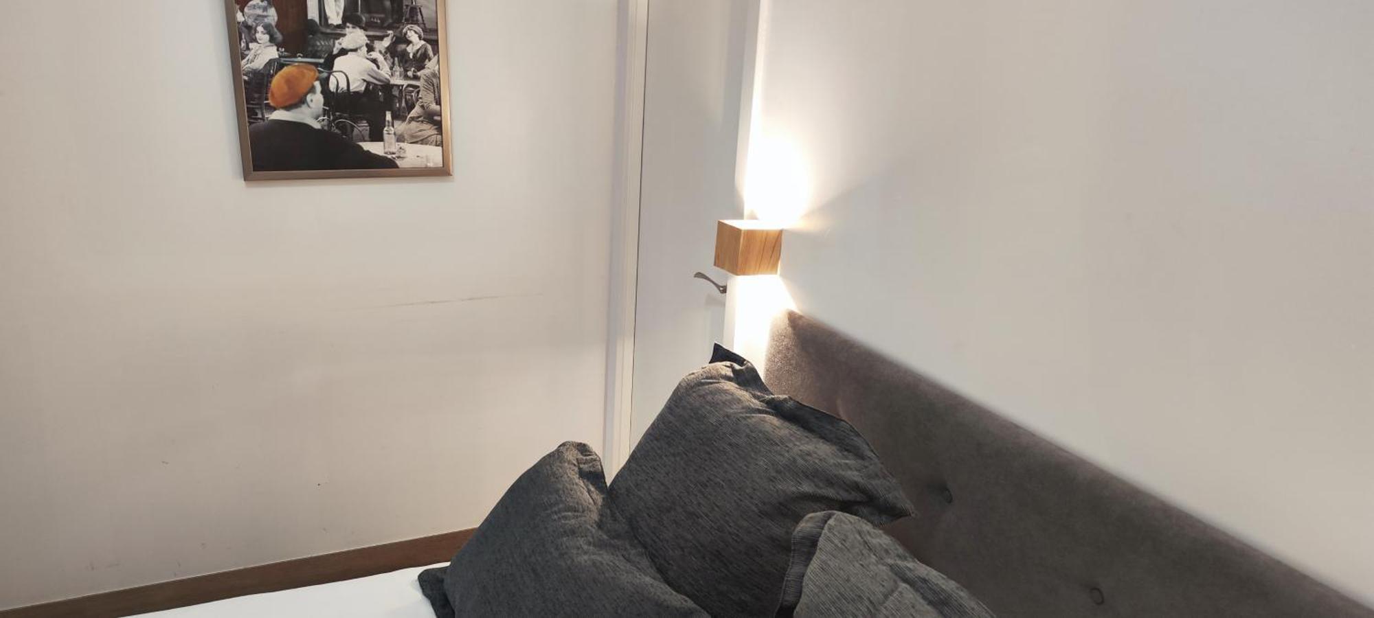 Apartamento Entero Junto A Cuatro Caminos Con Licencia Del Ayto De *
